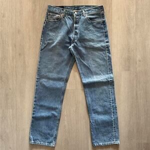 Vintage Levi’s 501 USA Made Jeans – 1995 Button Fly Selvedge Style | 33x32